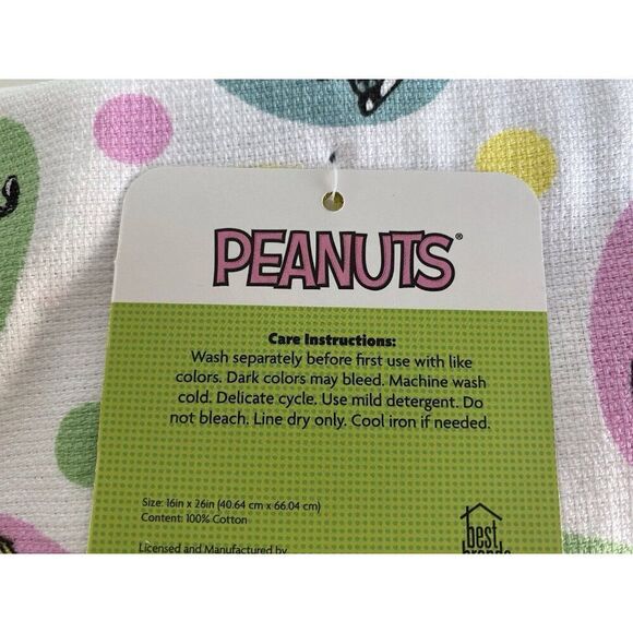 2 Pack Peanuts Snoopy Charlie Brown Gang Easter Eggs Kitchen Towels 16 X 26” NEW - Picture 3 of 14